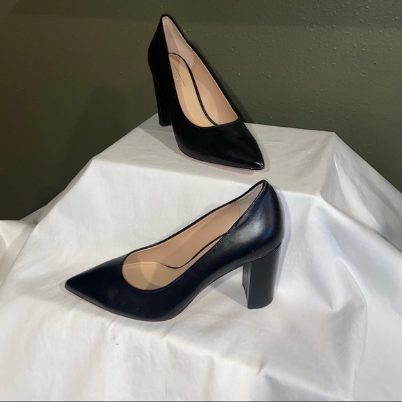 Antonio Melani black leather heels - Picture 1 of 2
